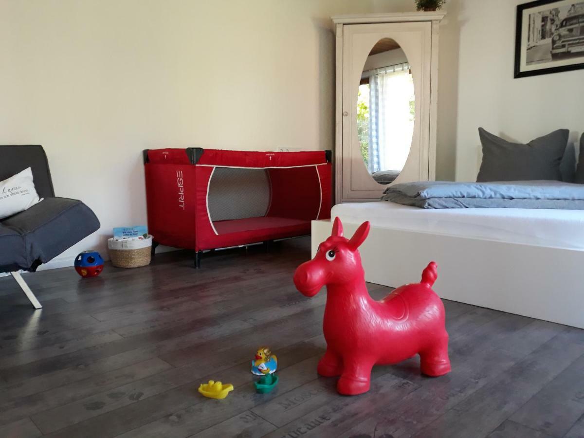 Schoene Einzimmer Wohnung Zwischen Bodensee Und Allgaeu Нойкирх Экстерьер фото